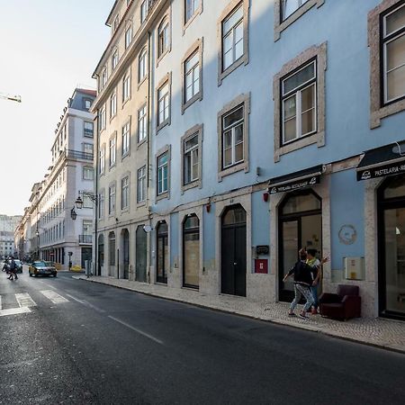Baixa Vintage Three-Bedroom Apartment - By Lu Holidays Лиссабон Экстерьер фото