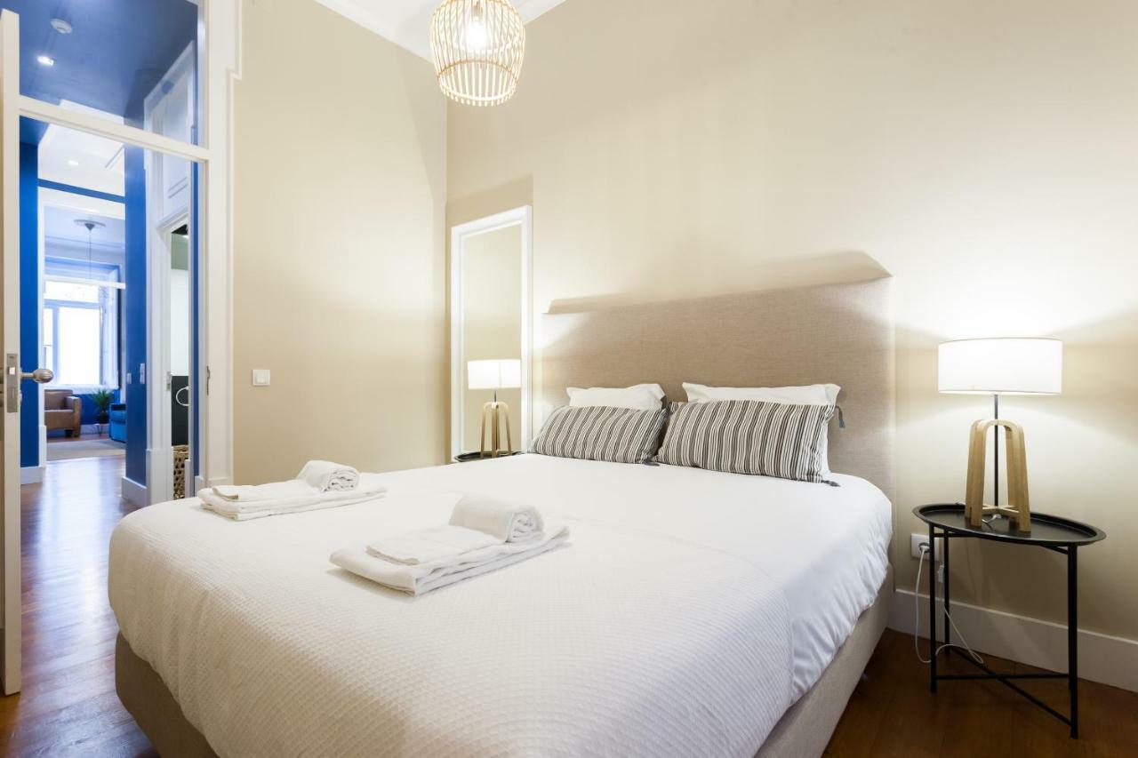 Baixa Vintage Three-Bedroom Apartment - By Lu Holidays Лиссабон Экстерьер фото