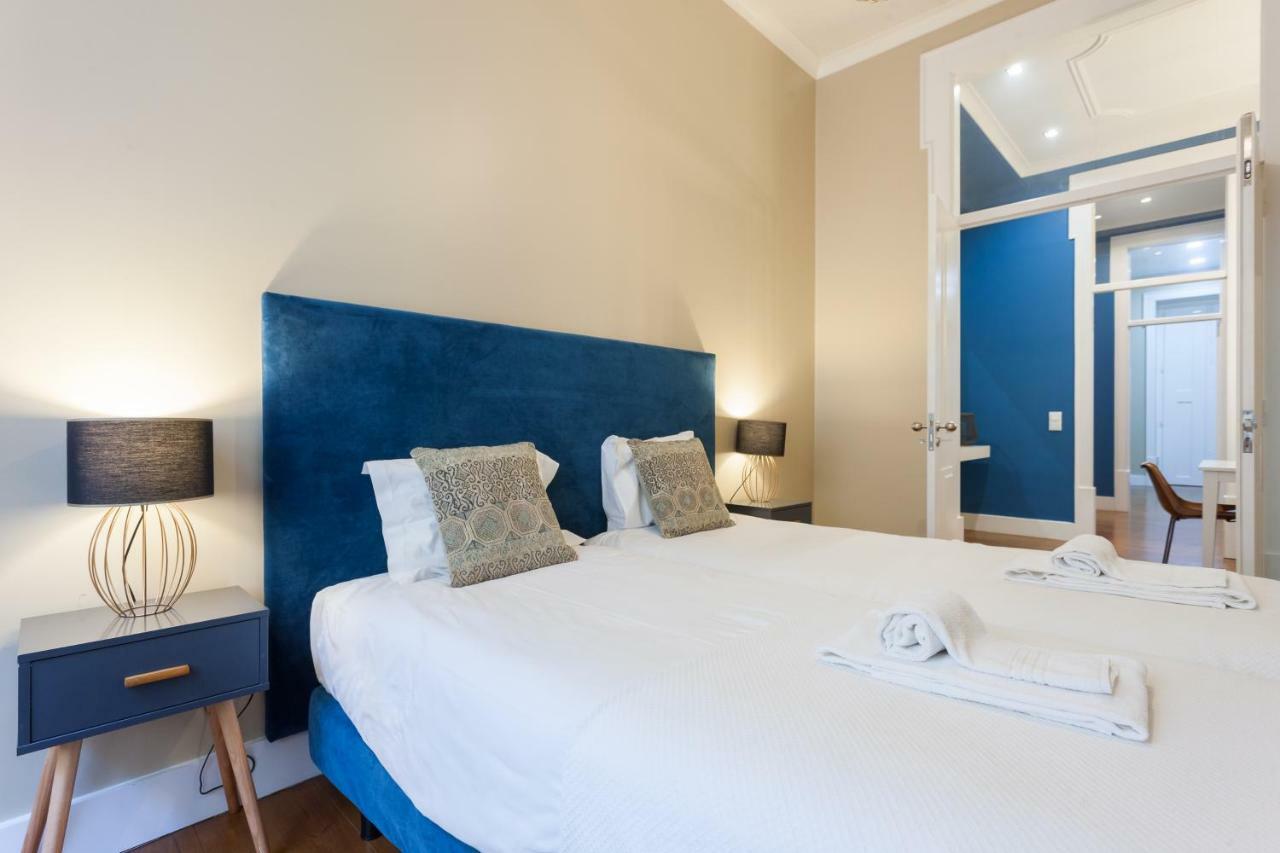 Baixa Vintage Three-Bedroom Apartment - By Lu Holidays Лиссабон Экстерьер фото