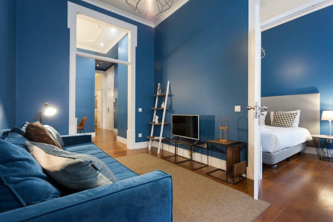 Baixa Vintage Three-Bedroom Apartment - By Lu Holidays Лиссабон Экстерьер фото